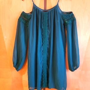 Off the shoulder Green shirt